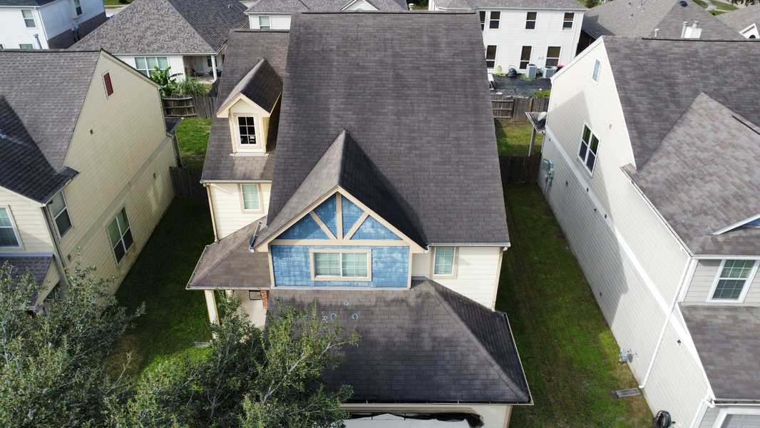 Cover photo of Edgewood Roofing Repair Services